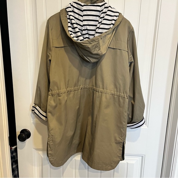 Tribal Rain Jacket - Picture 6 of 8